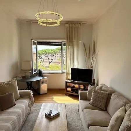Apartamento Comfy Retreat In Monteverde Roma
